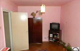 De vanzare 2 camere in zona Diana, etaj intermediar, cu parcare