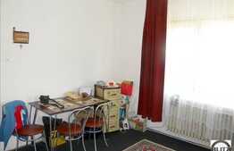 Apartament in imobil tip casa, 73 mp GRADINA