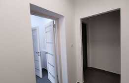 Spatiu comercial, 60 mp, zona Sora, cu VITRINA la strada!