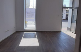 Spatiu comercial, 60 mp, zona Sora, cu VITRINA la strada!