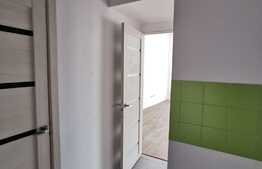 Spatiu comercial, 60 mp, zona Sora, cu VITRINA la strada!