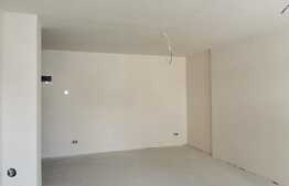 De vanzare apartament 3 camere, semifinisat, zona Kaufland