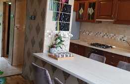 Apartament de lux, 3 camere, 130mp, 3 terase, 2 bai, garaj, zona strazii Crisan