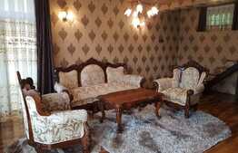 Apartament de lux, 3 camere, 130mp, 3 terase, 2 bai, garaj, zona strazii Crisan