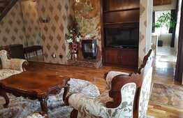 Apartament de lux, 3 camere, 130mp, 3 terase, 2 bai, garaj, zona strazii Crisan