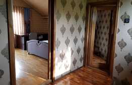 Apartament de lux, 3 camere, 130mp, 3 terase, 2 bai, garaj, zona strazii Crisan