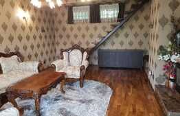 Apartament de lux, 3 camere, 130mp, 3 terase, 2 bai, garaj, zona strazii Crisan