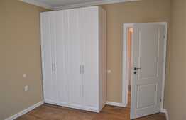 Apartament 3 camere,parcare, 66 mp, incalzire in pardoseala, zona Sesul de Sus!