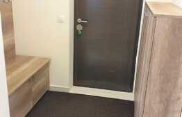 Apartament 3 camere, etaj intermediar, balcon, boxa, parcare, zona verde