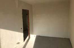 2 camere, 52 mp, semifinisat, etaj intermediar, zona strazii Fabricii