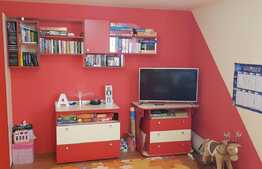 Casa de vanzare, la cheie, 240 mp, garaj, teren 1600 mp!