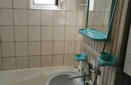 Apartament 2 camere, 49 mp utili, etaj intermediar, decomandat, zona Casa Radio!