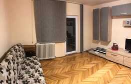 Apartament cu 4 camere, etaj intermediar, 2 balcoane, zona Aleea Brates