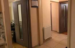 Apartament cu 4 camere, etaj intermediar, 2 balcoane, zona Aleea Brates