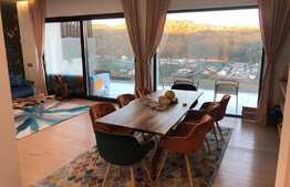 Casa de lux, 180 mp, piscina, teren de 190 mp, zona Tauti!