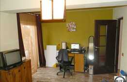 Vanzare 2 camere, 54 mp, partial mobilat, imobil NOU in zona Pietei 1 Mai