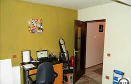 Vanzare 2 camere, 54 mp, partial mobilat, imobil NOU in zona Pietei 1 Mai