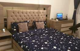 Apartament cu 3 camere, etaj intermediar, parcare, zona Vivo