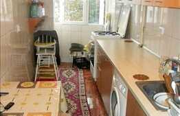 Apartament 2 camere, 41 mp, decomandat cu balcon inchis, Mehedinti