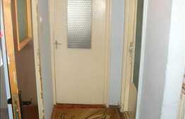 Apartament 2 camere, 41 mp, decomandat cu balcon inchis, Mehedinti