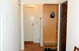 Apartament 2 camere, decomandat, zona Plopilor, renovat