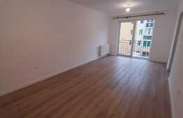 Oportunitate! 90 mp utili, 2 bai, parcare, etaj intermediar, zona Porii