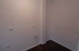 Oportunitate! 90 mp utili, 2 bai, parcare, etaj intermediar, zona Porii