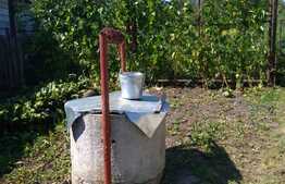 Casa de vanzare 160 mp, teren de cca. 2400 mp in zona rezidentiala