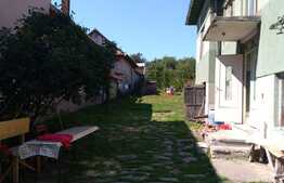 Casa de vanzare 160 mp, teren de cca. 2400 mp in zona rezidentiala