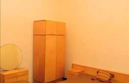 Vanzare apartament cu 2 camere, decomandat, 43 mp, zona garii