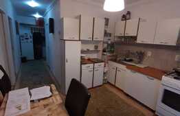 Pret oportun, decomandat, 2 balcoane inchise, zona Porii