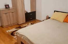 Pret oportun, confortabil, etaj intermediar, zona Porii