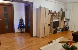 Pret oportun, confortabil, etaj intermediar, zona Porii