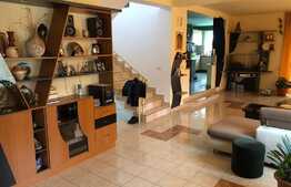 Casa 530 mp, garaj, gradina 560 mp, terasa, zona Hotel Royal