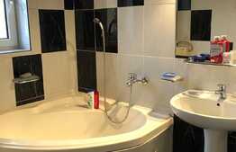 Casa 530 mp, garaj, gradina 560 mp, terasa, zona Hotel Royal