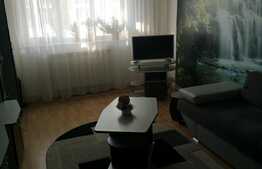 Apartament 3 camere, decomandat, etaj intermediar, zona Big Center