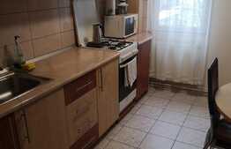 Apartament 3 camere, decomandat, etaj 2, zona Plopilor