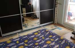 Apartament 3 camere, decomandat, etaj 2, zona Plopilor