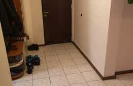 Apartament 3 camere, decomandat, etaj 2, zona Plopilor