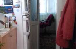 Casa 100 mp, teren 250 mp, zona de case!