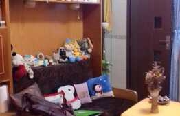 Casa 100 mp, teren 250 mp, zona de case!