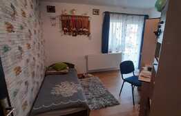 Etaj intemediar, parcare, 3 dormitoare, zona Stejarului