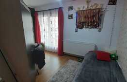 Etaj intemediar, parcare, 3 dormitoare, zona Stejarului