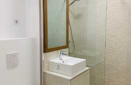 Garsoniera 32 mp, terasa 12 mp, totul nou, prima inchiriere, zona Piata Abator