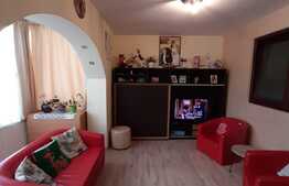 Apartament mobilat si utilat, parcare, zona Terra