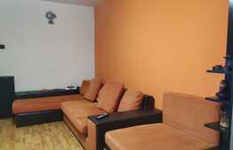 Apartament 4 camere, decomandat, etaj intermediar, zona strazii Parang