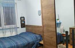 Apartament 4 camere, decomandat, etaj intermediar, zona strazii Parang