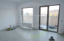 Apartament in vila, 4 camere, gradina de 75 mp, parcare! Zona Tauti!
