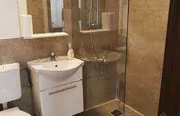  OPORTUNITATE! Apartament, 3 camere, parcare, etaj intermediar, zona Terra!