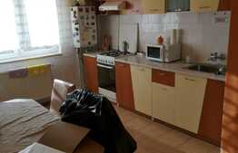 Apartament 3 camere, etaj intermediar, garaj, boxa, zona Calea Floresti 